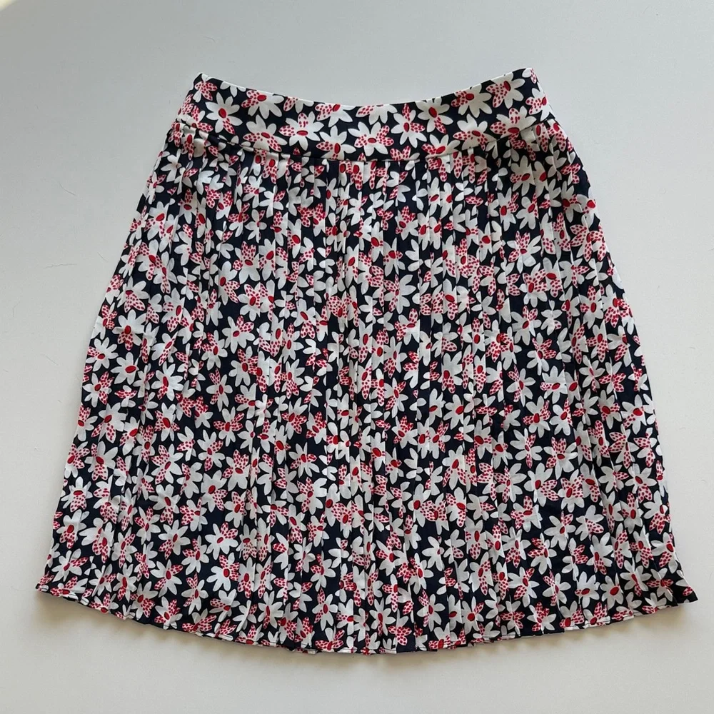 NWT Floral pleated mini skirt navy, red & white j.crew 2